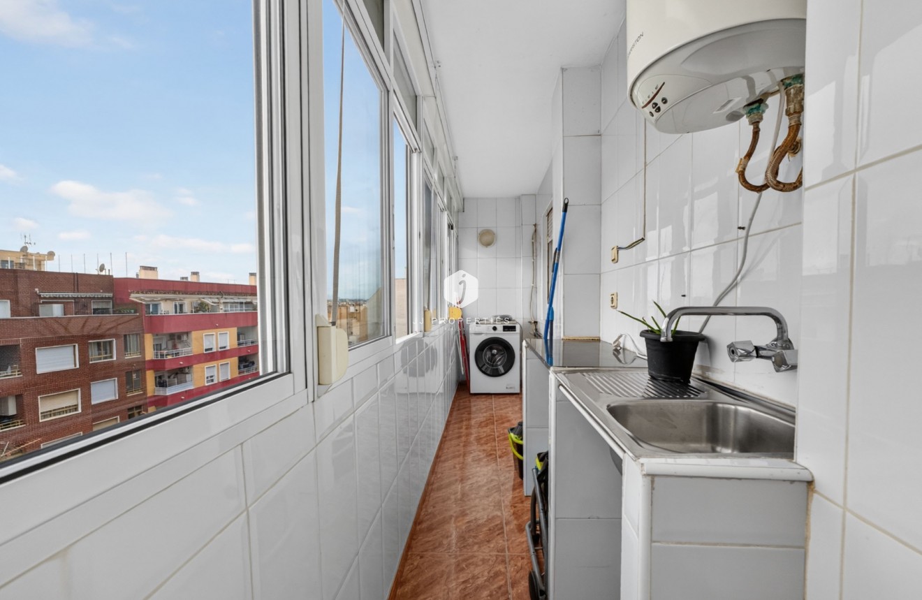Resale - Apartment / flat -
Centro Torrevieja