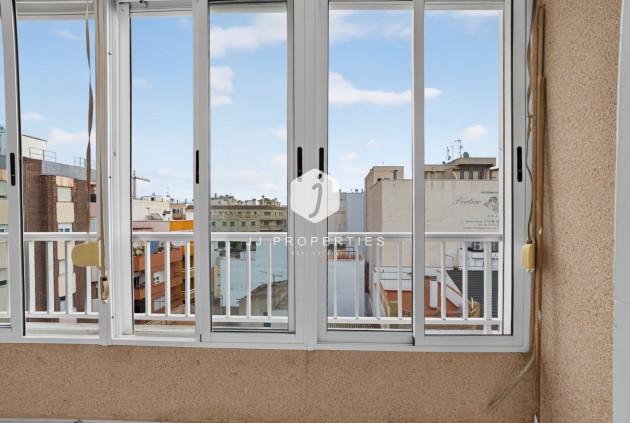 Resale - Apartment / flat -
Centro Torrevieja