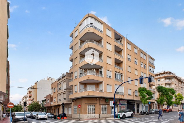 Resale - Apartment / flat -
Centro Torrevieja