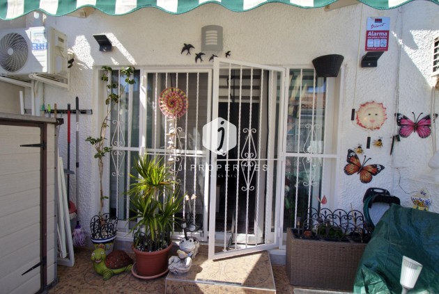 D'occasion - Chalet -
Torrevieja - San luis