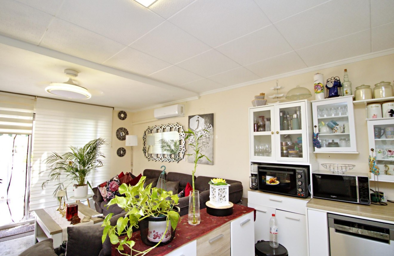 D'occasion - Chalet -
Torrevieja - San luis