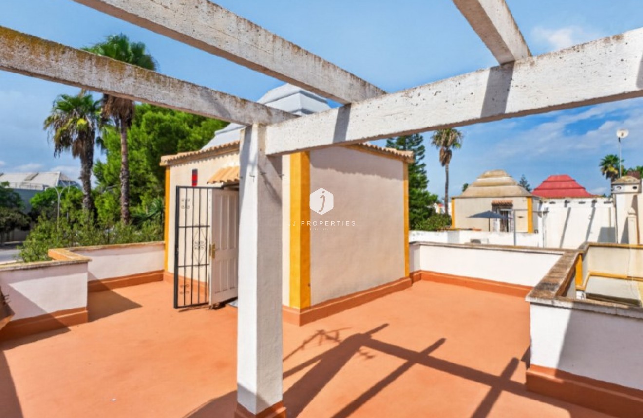 Aus zweiter Hand - Chalet -
Torrevieja - Costa Blanca