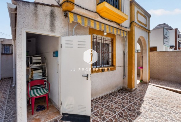 Aus zweiter Hand - Chalet -
Torrevieja - Costa Blanca