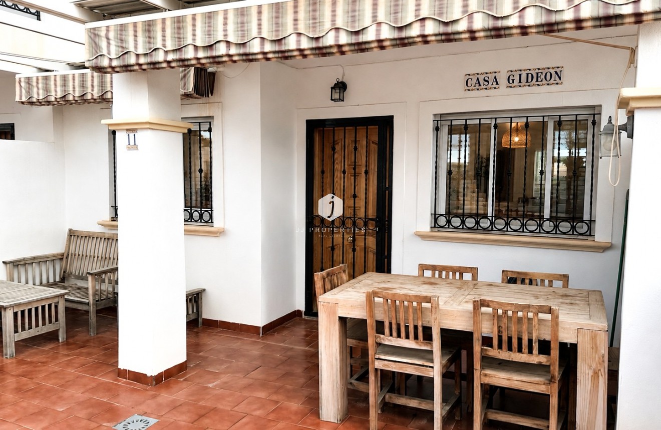 D'occasion - Bungalow -
Punta Prima - Costa Blanca