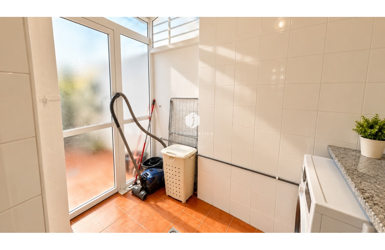 D'occasion - Bungalow -
Punta Prima - Costa Blanca