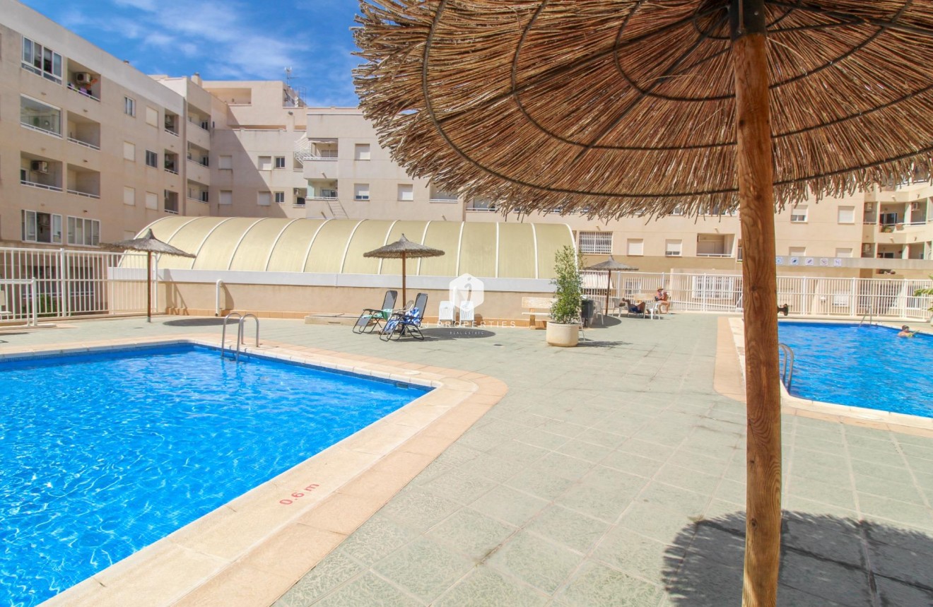 Segunda mano - Apartamento / piso -
Torrevieja - El molino
