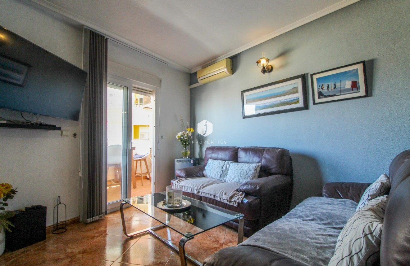 Segunda mano - Apartamento / piso -
Torrevieja - El molino