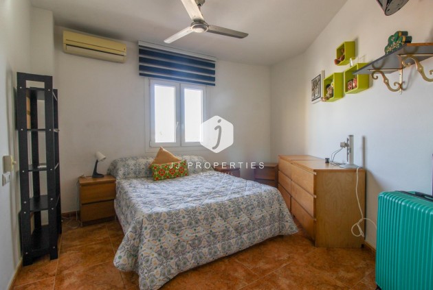 Segunda mano - Apartamento / piso -
Torrevieja - El molino