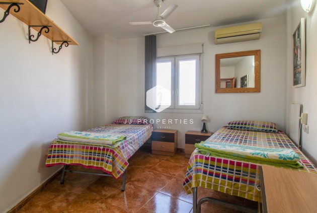 Segunda mano - Apartamento / piso -
Torrevieja - El molino