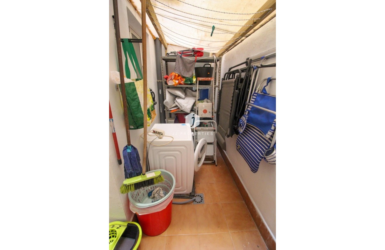Segunda mano - Apartamento / piso -
Torrevieja - El molino