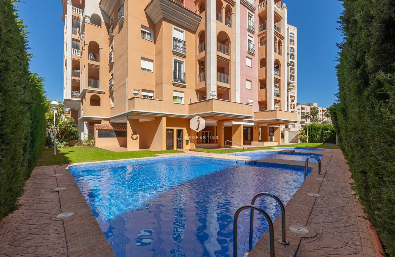 Segunda mano - Apartamento / piso -
Torrevieja - Costa Blanca