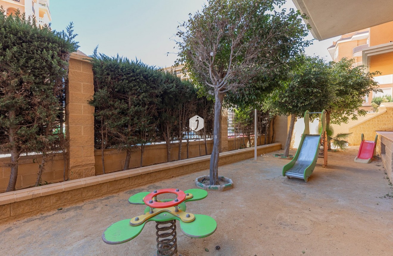 Segunda mano - Apartamento / piso -
Torrevieja - Costa Blanca