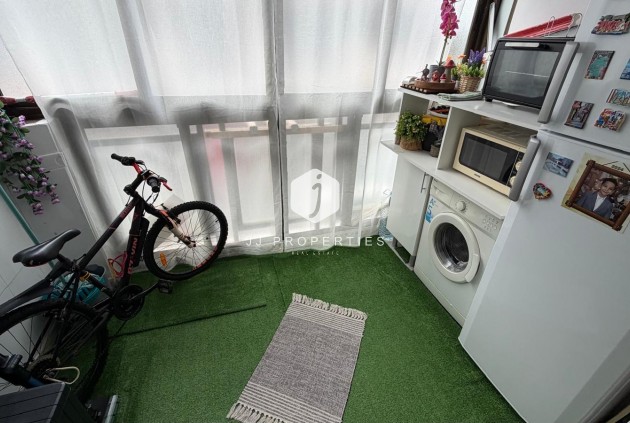 Resale - Apartment / flat -
Torrevieja - La Siesta - El Salado - Torreta