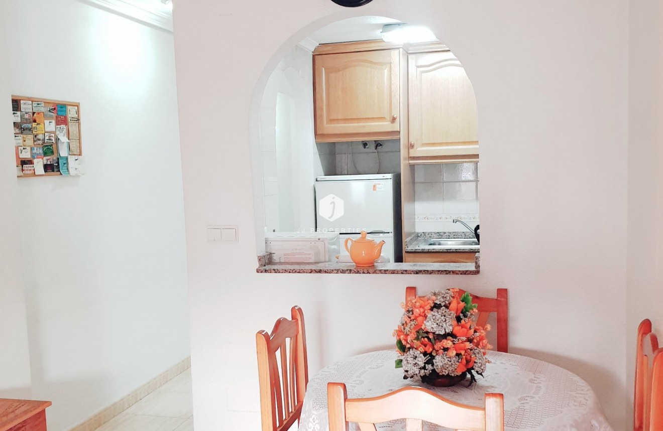 Resale - Apartment / flat -
Torrevieja - PARQUE DE LAS NACIONES