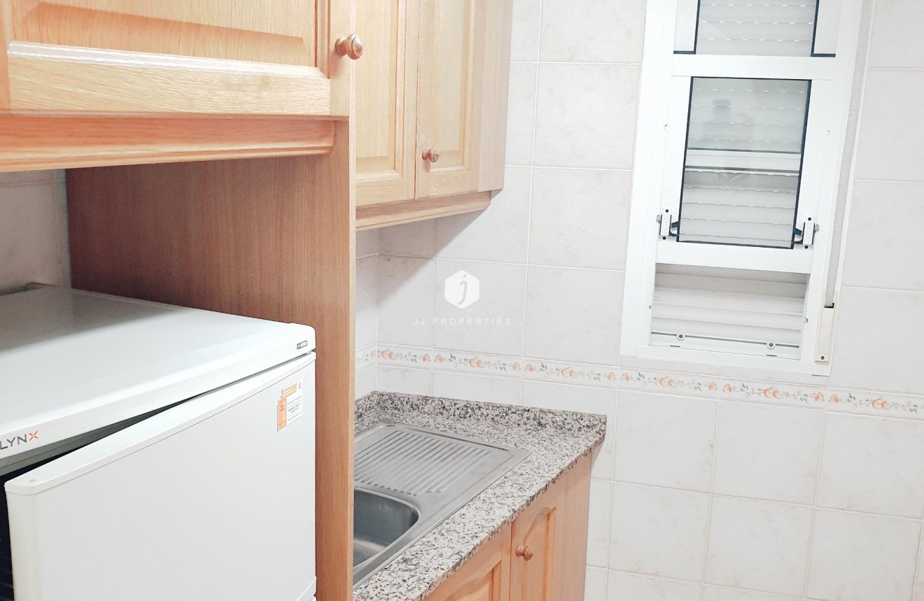 Resale - Apartment / flat -
Torrevieja - PARQUE DE LAS NACIONES