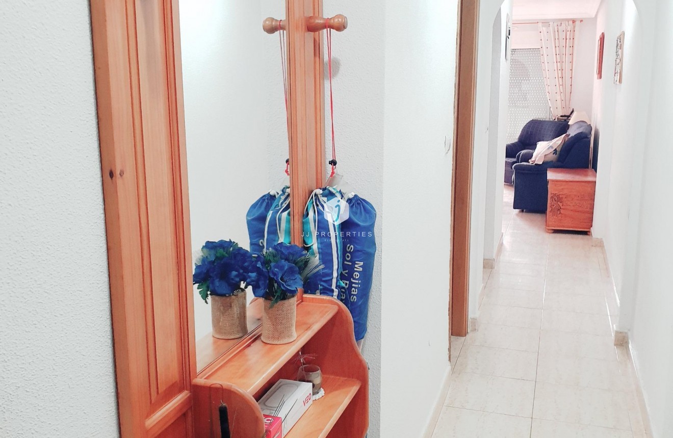 Resale - Apartment / flat -
Torrevieja - PARQUE DE LAS NACIONES