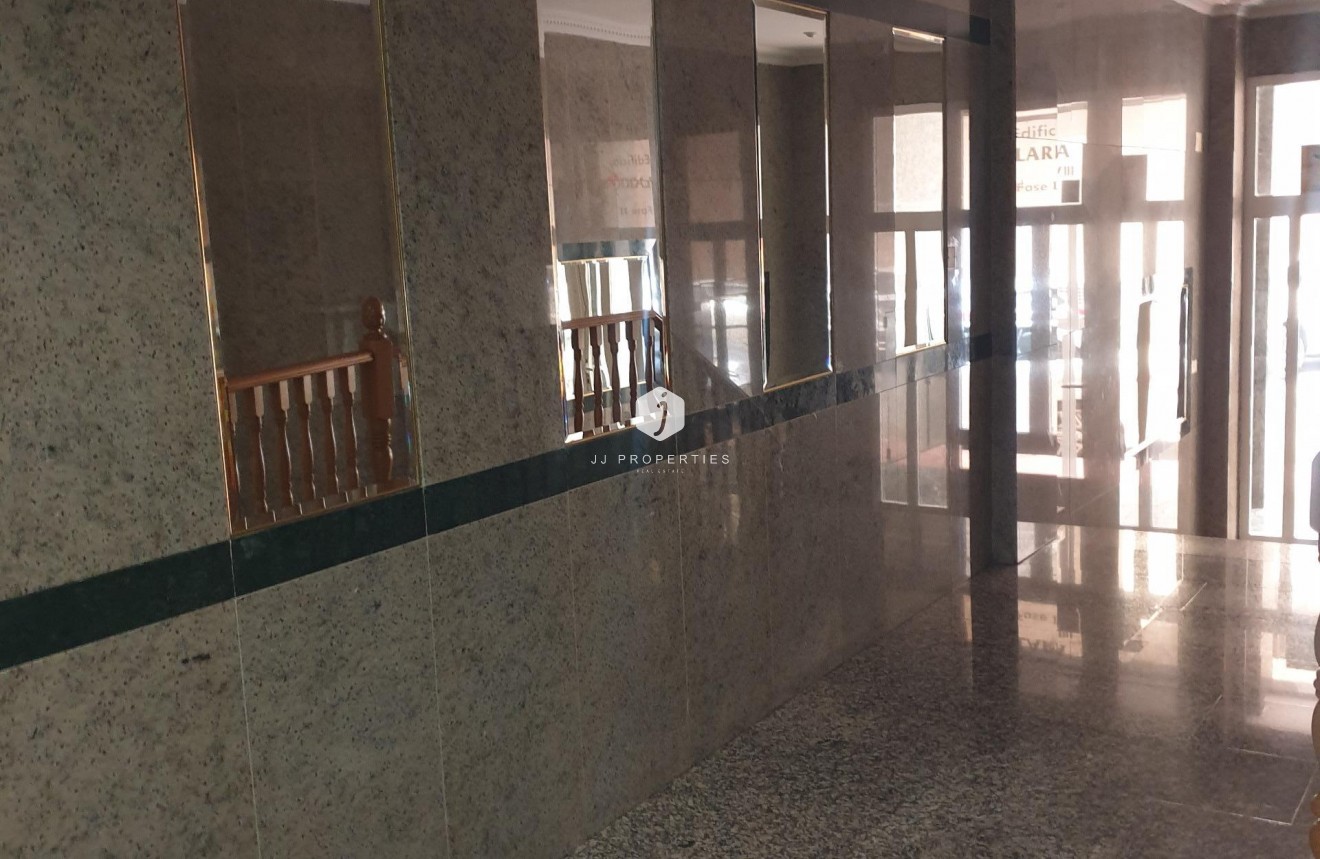 Resale - Apartment / flat -
Torrevieja - PARQUE DE LAS NACIONES