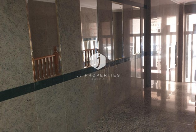 Resale - Apartment / flat -
Torrevieja - PARQUE DE LAS NACIONES