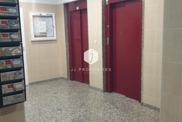 Resale - Apartment / flat -
Torrevieja - PARQUE DE LAS NACIONES