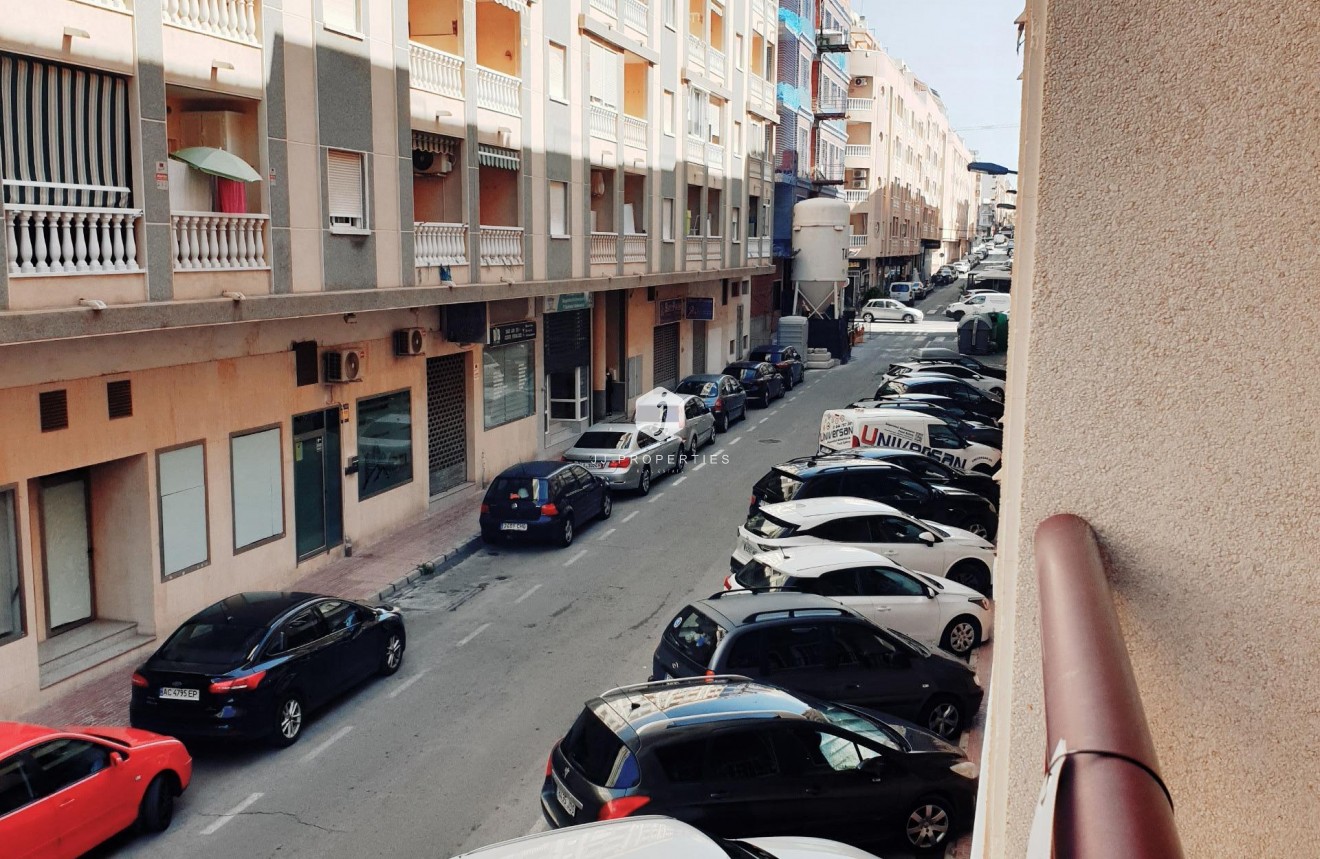 Resale - Apartment / flat -
Torrevieja - PARQUE DE LAS NACIONES
